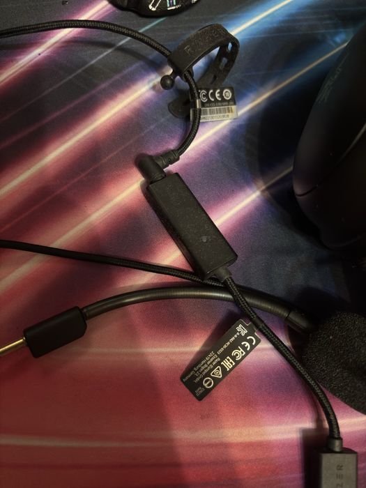 Casti gaming Razer Blackshark V2 cu USB SoundCard thx certified