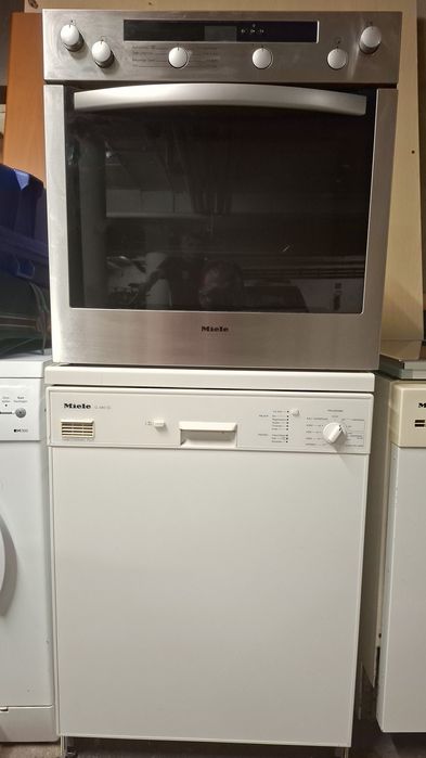 Vând mașină de spălat vase Miele