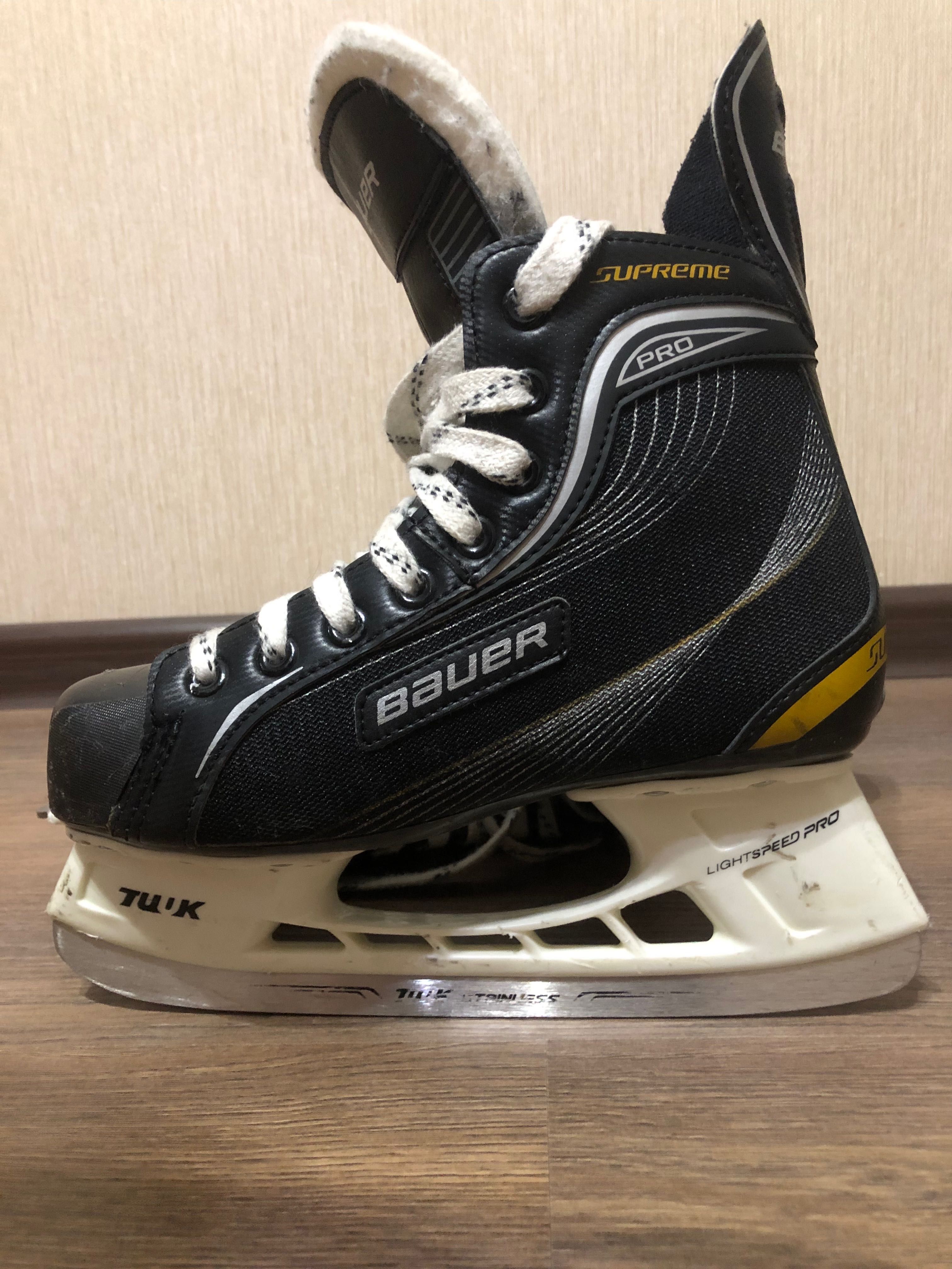 Коньки хоккейные BAUER SUPREME