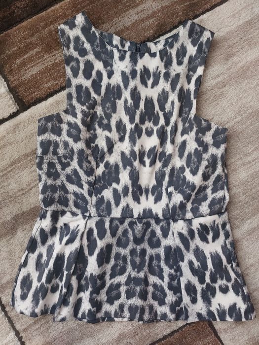 Bluza eleganta fara maneca