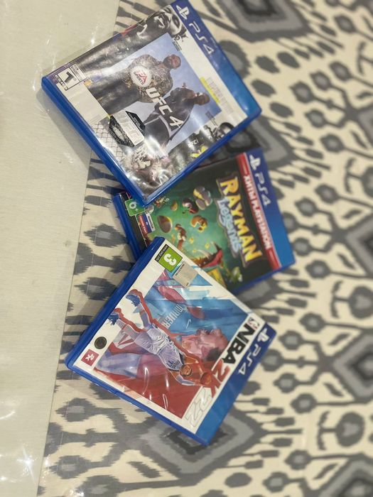 Продаю PlayStation 4 slim
В отличном состоянии, работает без нарека