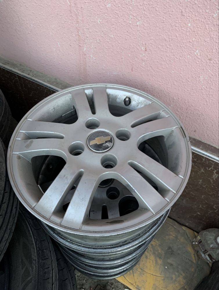 Lasetti Diska Yaxshi Holatda 15 Razmer