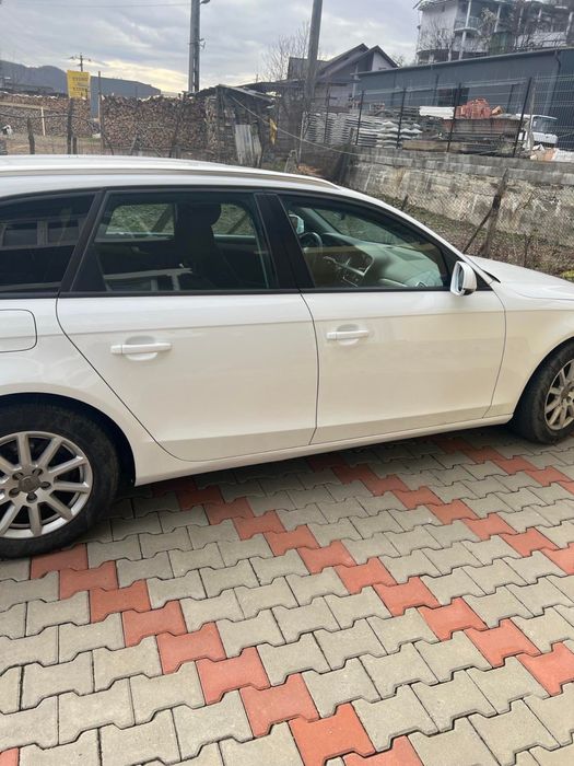 AUDI A4 B8 Diesel 2.0 143 cp  euro 5 2013