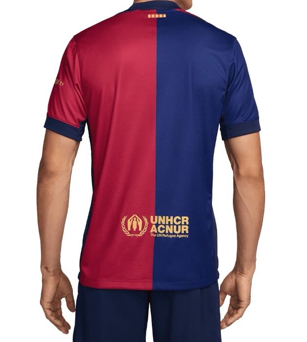 Tricou Nike nou cu eticheta, FC Barcelona, mărimea M, însemne brodate