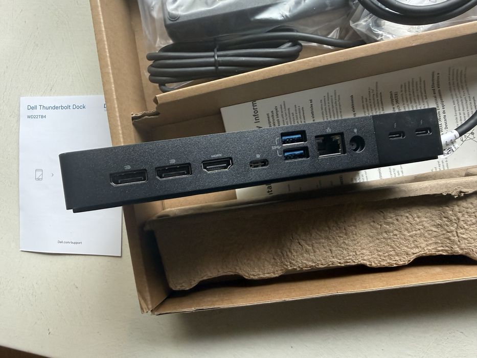 Statie de andocare docking Dell WD22TB4 Thunderbolt 4 – 180W