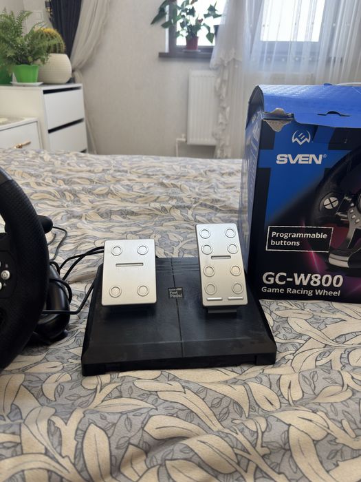 Игровой руль в отличном состоянии