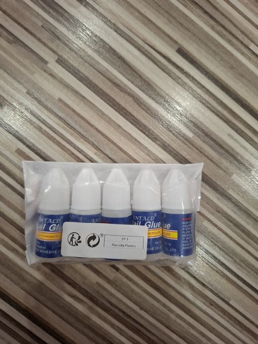 Изкуствен нокти за пръсти