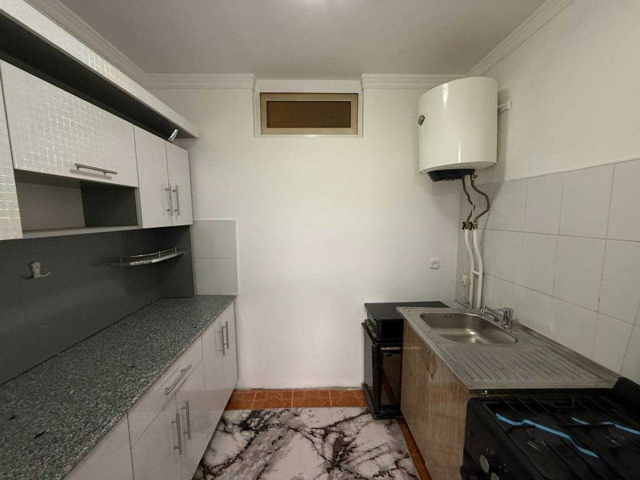 Продаётся 3х комнатная квартира в кирпичном доме в центре города