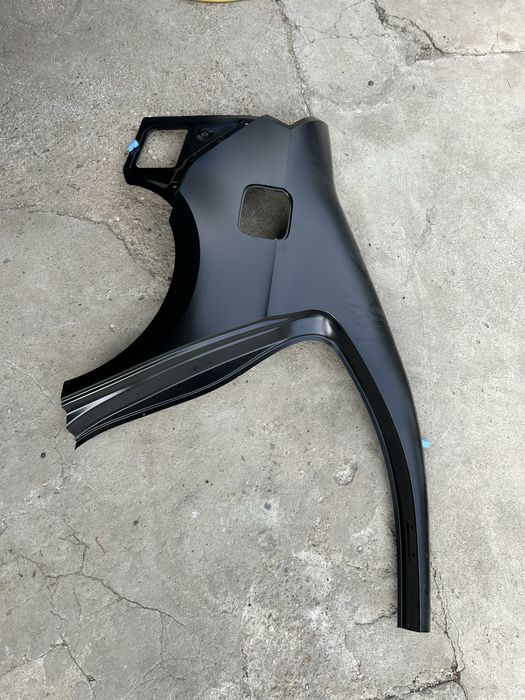 Aripă dreapta spate skoda rapid.seat toledo.