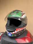 Vand casca moto folosita un sezon