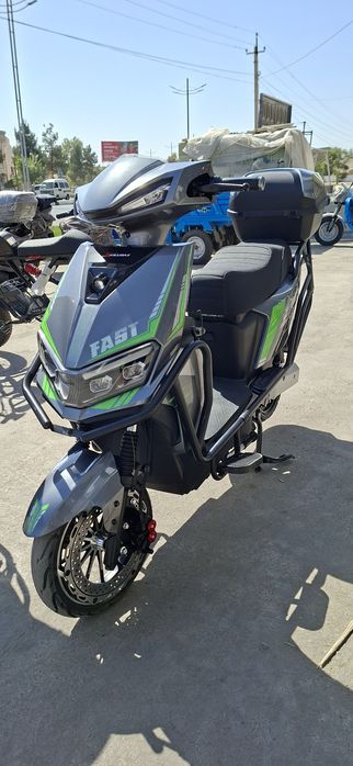 Skuter yangi dastavka