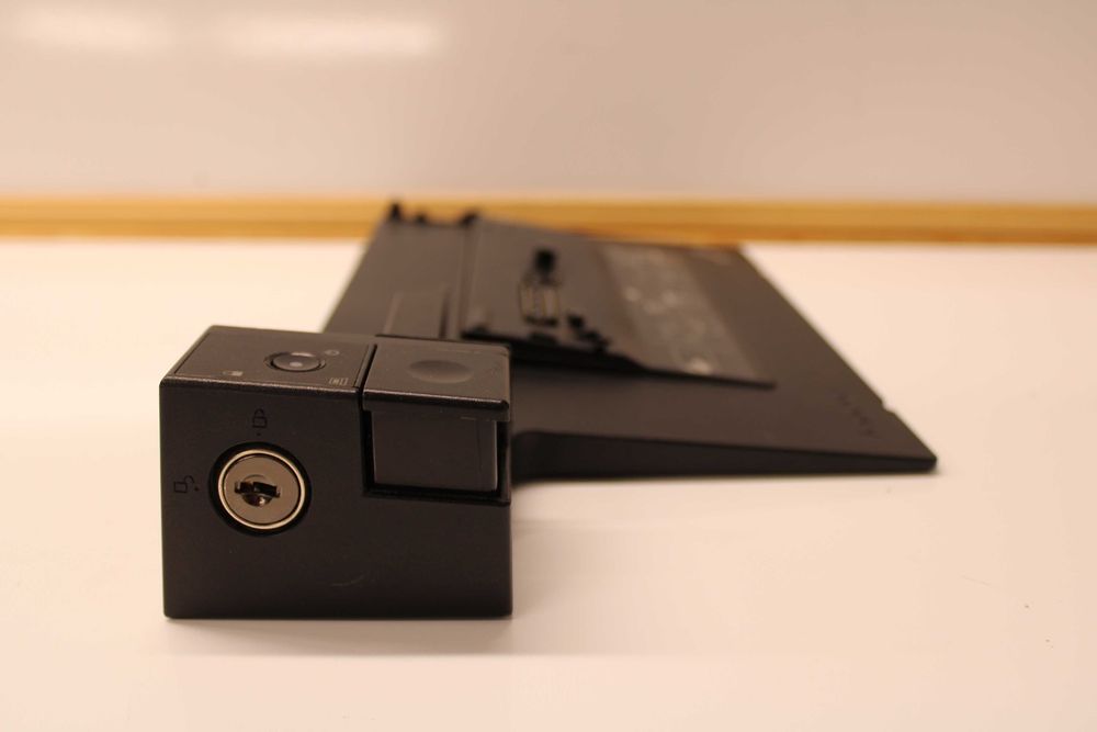 Докинг станция Lenovo ThinkPad Mini Dock 4337