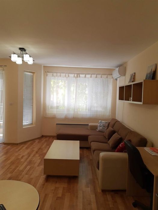 Дава се под наем Двустаен апартамент в Пловдив, Младежки Хълм - 79 кв.м за 510 € - Снимка #1