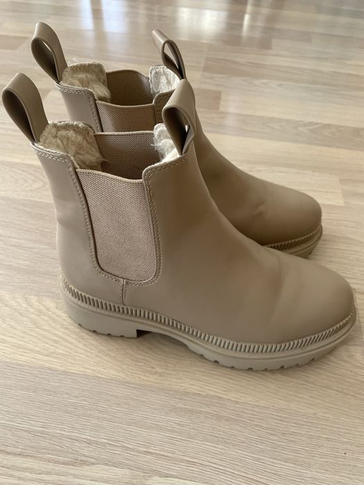 Боти с топла подплата от H&M