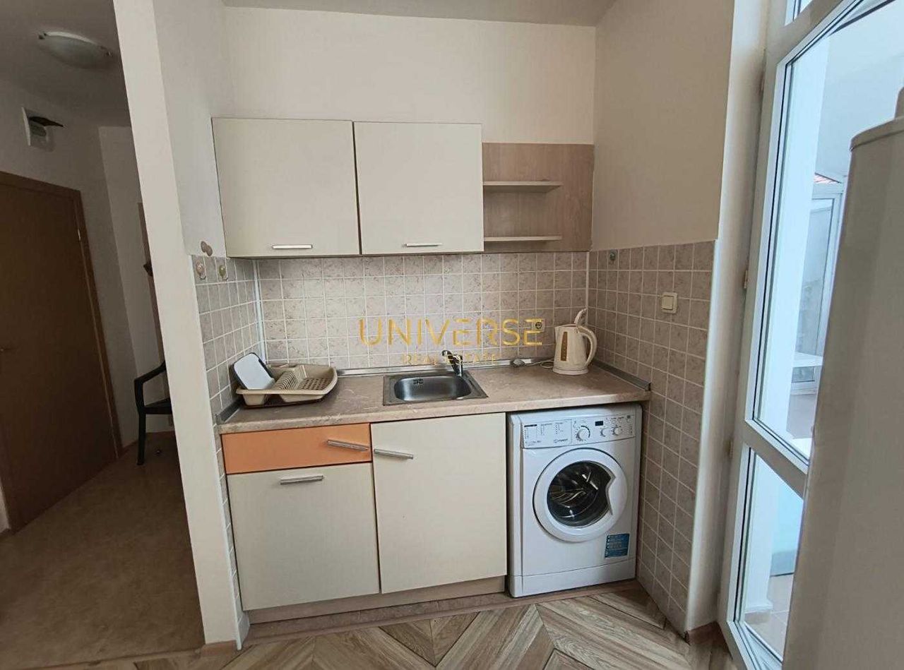 Продава се Едностаен апартамент в к.к. Слънчев бряг - 53 кв.м за 963 €/кв.м - Снимка #3