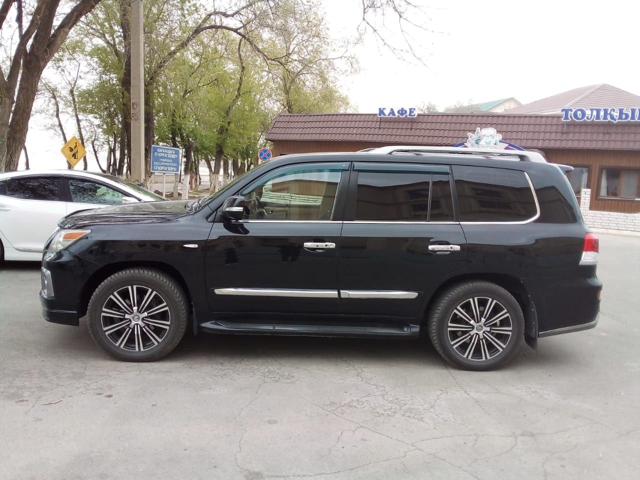 Продам Lexus lx 570