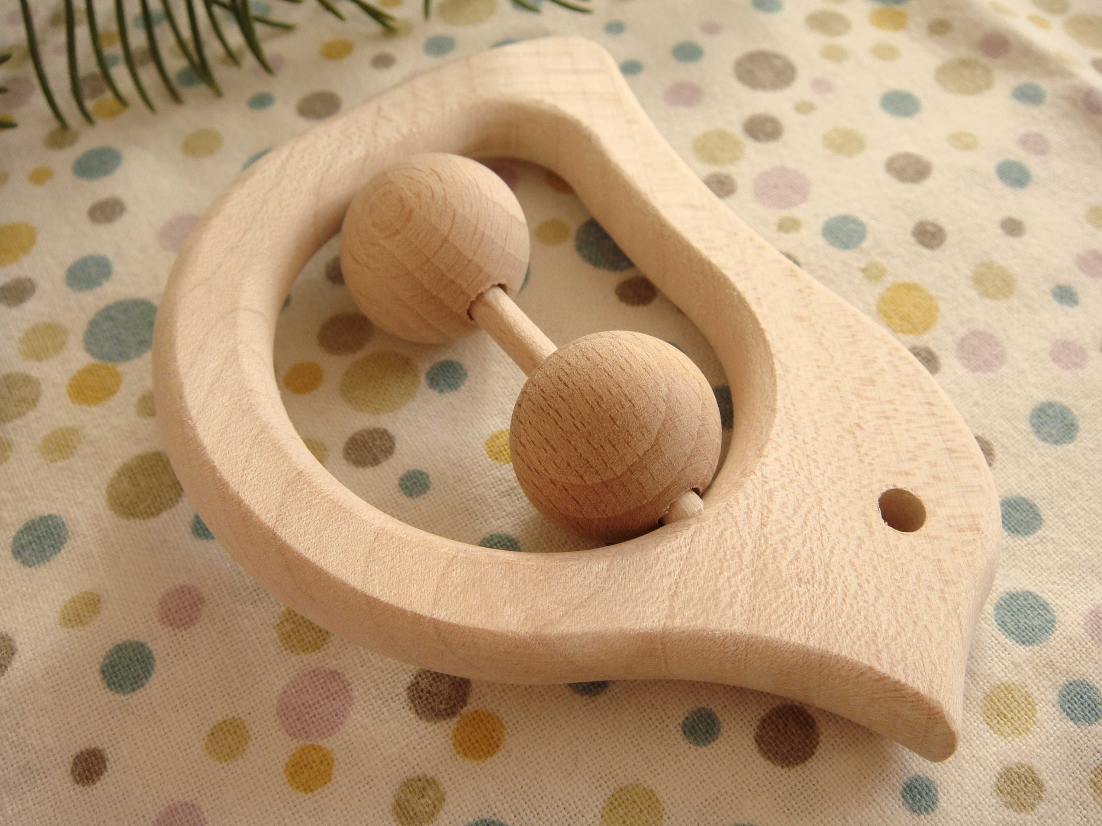 Еко дървена бебешка дрънкалка / гризалка (Монтесори/Валдорф)
