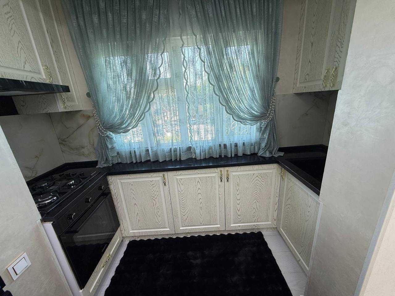 Продаётся 4х комнатная квартира - Садык Азимова - 90 м2 - Евро ремонт