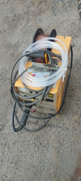 Сварочный полуавтомат