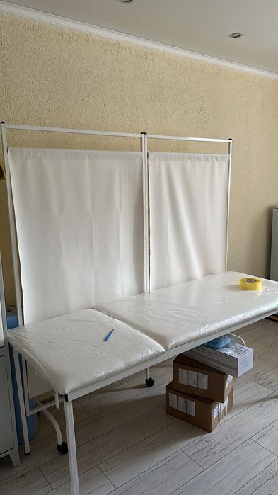 Кушетка с регулируемым подголовником процедурная