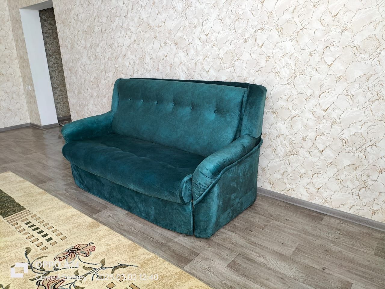 Продам диван в гостиную