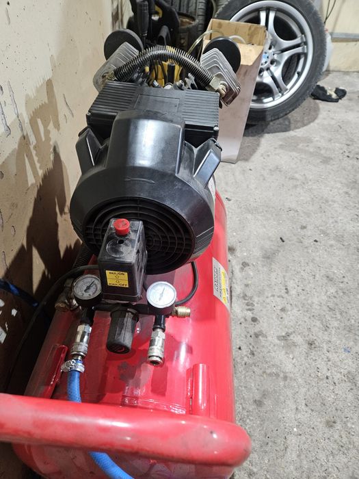 Въздушен компресор