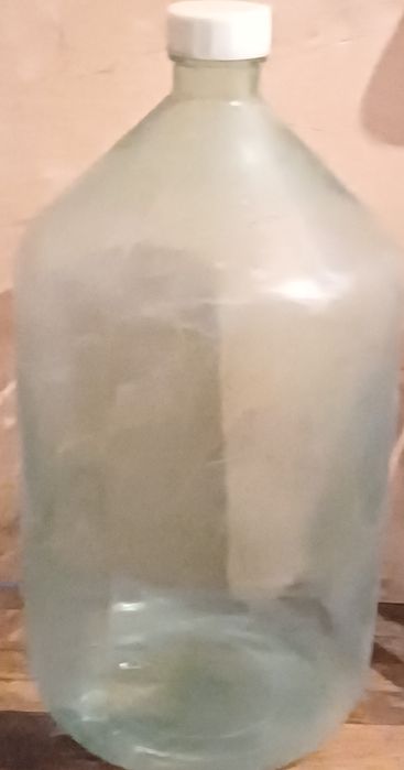 Продам бутыль за 10 тысяч,