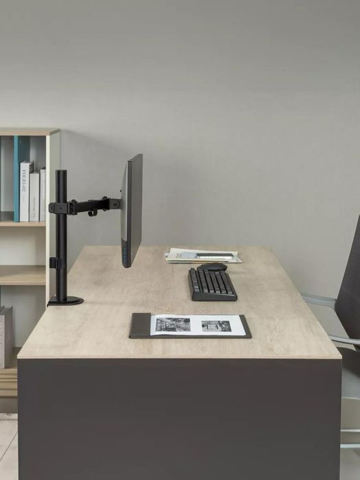 Stolniy kranshteyn monitorlari uchun stoyka