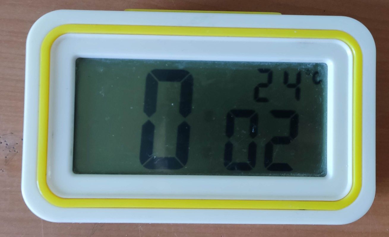 Часы по 30.000 сум