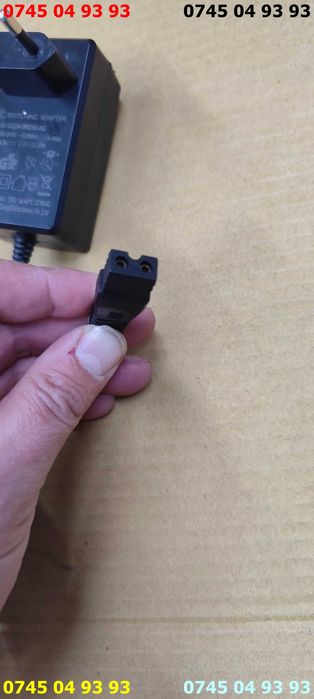 alimentator incarcator 9v 2.5A cu proba