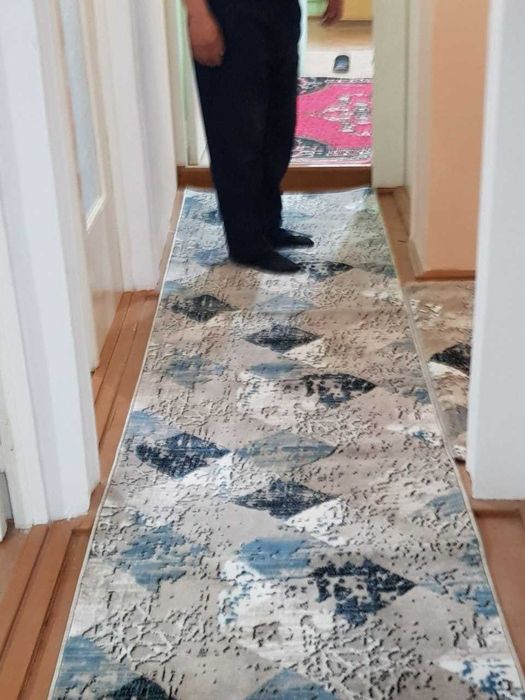 3 мавзе, бозорчага яқин жойда 1 этаж 3 хона квартира сотилади