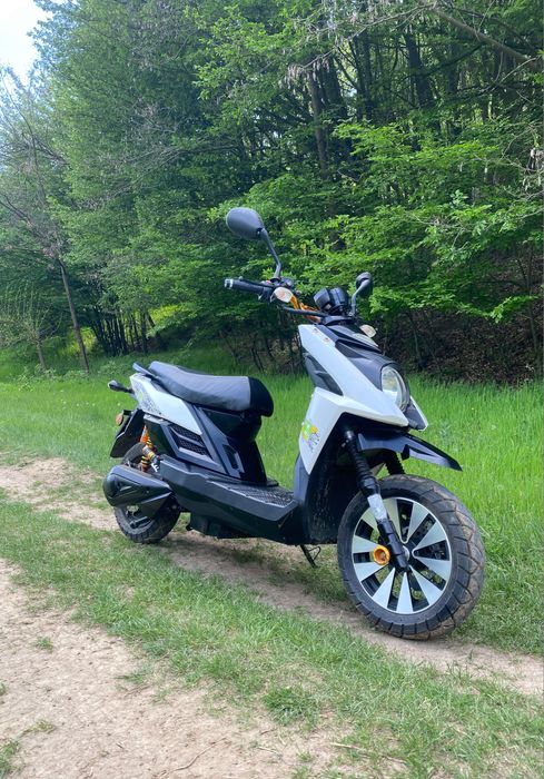 Scuter electric 2200w