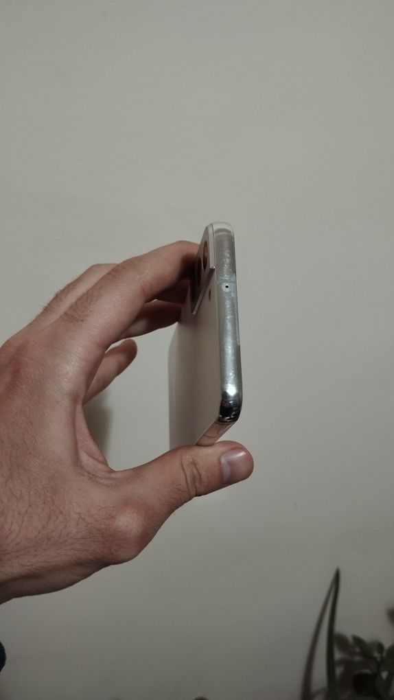 Samsung Galaxy S22 plus