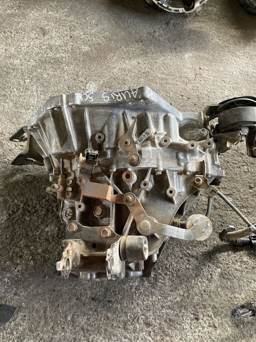 Toyota Auris 1.6 i 132 кс 2017 година 5 скорости Скоростна Кутия