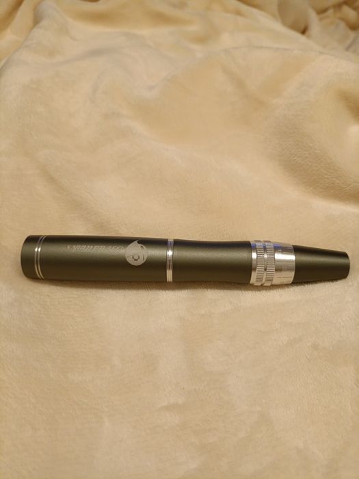 Дерма Пен за микронийдлинг.Derma Pen