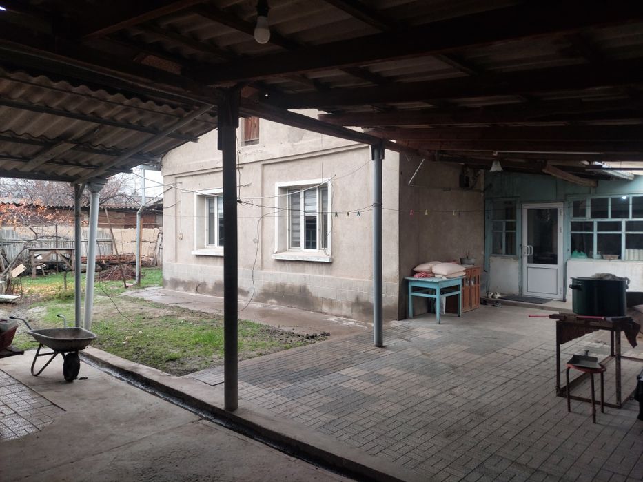 Старые Сергели 4,6 соток 3 ком. Цена 65000 у.е