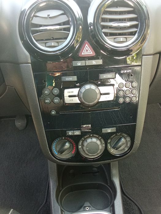 Opel Corsa D euro 5 !