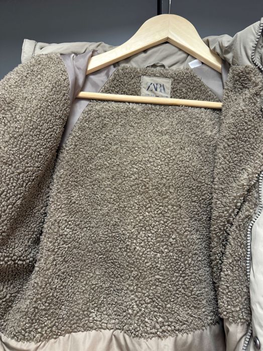 Geacă de iarnă băieți, mărimea 5-6 ani, Zara