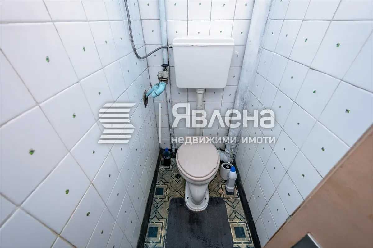 Просторен тристаен апартамент в квартал Левски