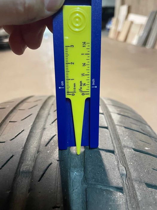 Vand 4 cauciucuri Pirelli Cinturato P7 215 55 17 vara