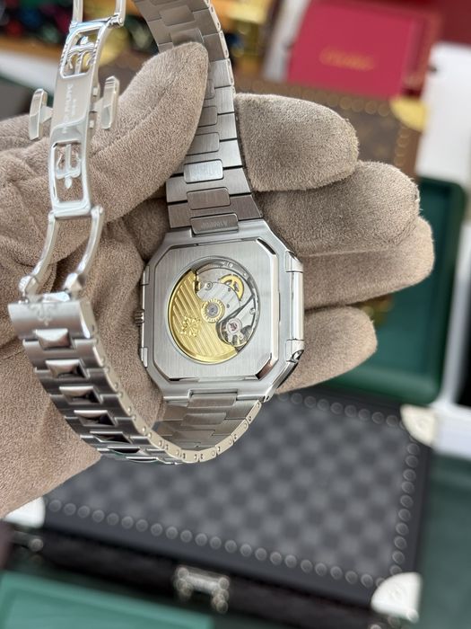 Patek Philippe Cubitus