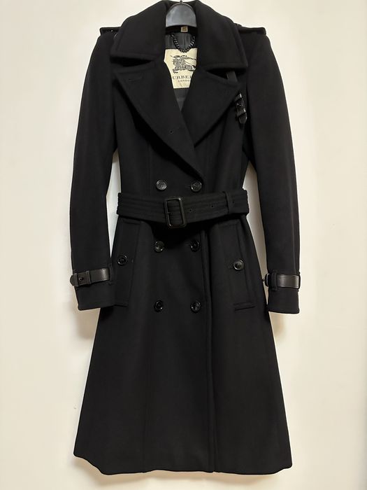 Palton Burberry negru