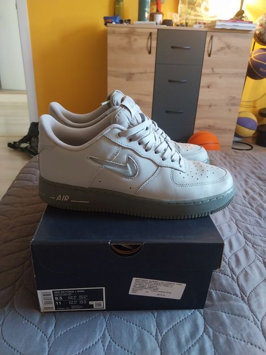 Продавам Air force 1