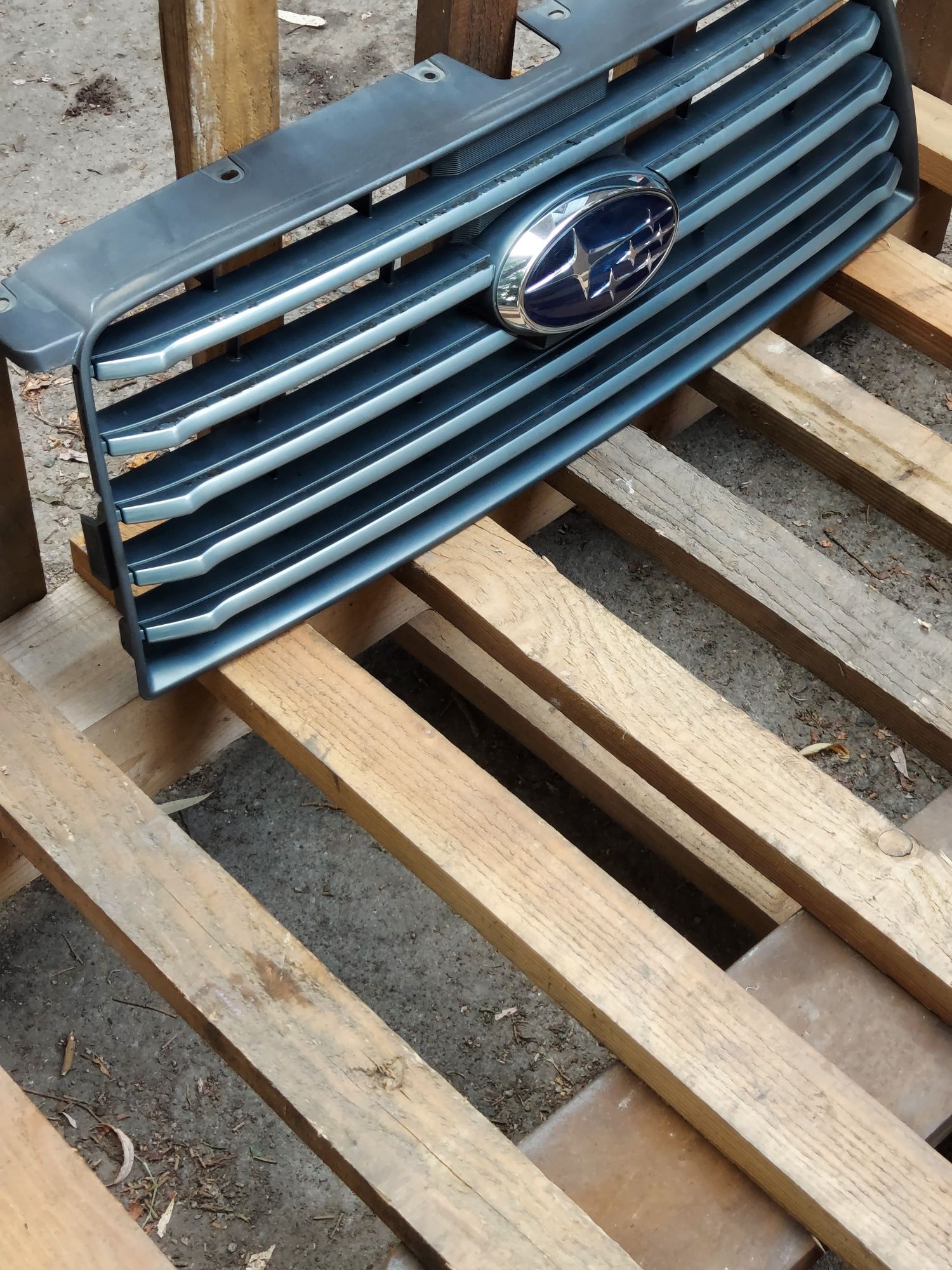 Решотка радиатора на Subaru Forester