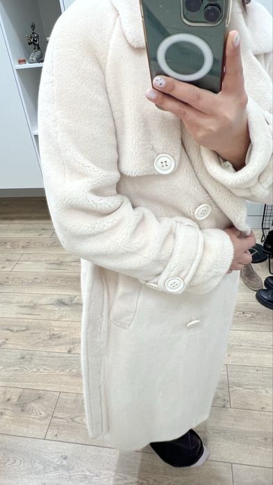 Продается шуба от azure