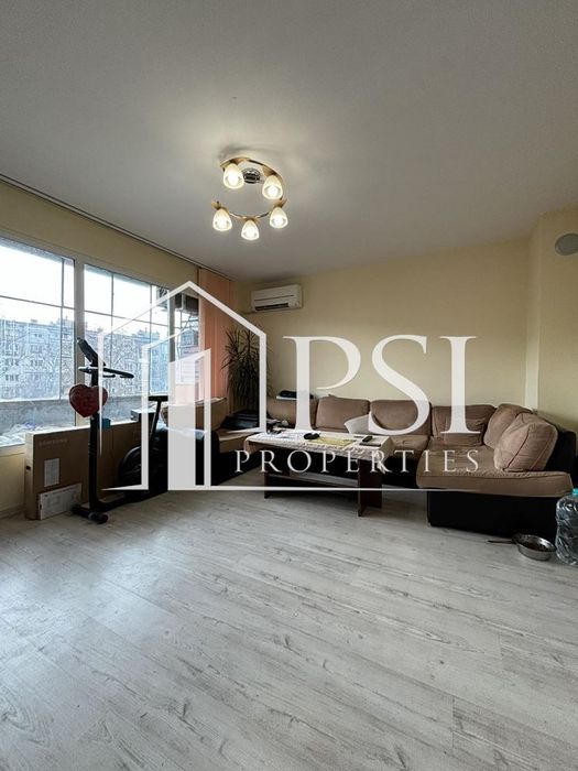 Продава се Тристаен апартамент в Пловдив, Въстанически - 64 кв.м за 1358 €/кв.м - Снимка #2