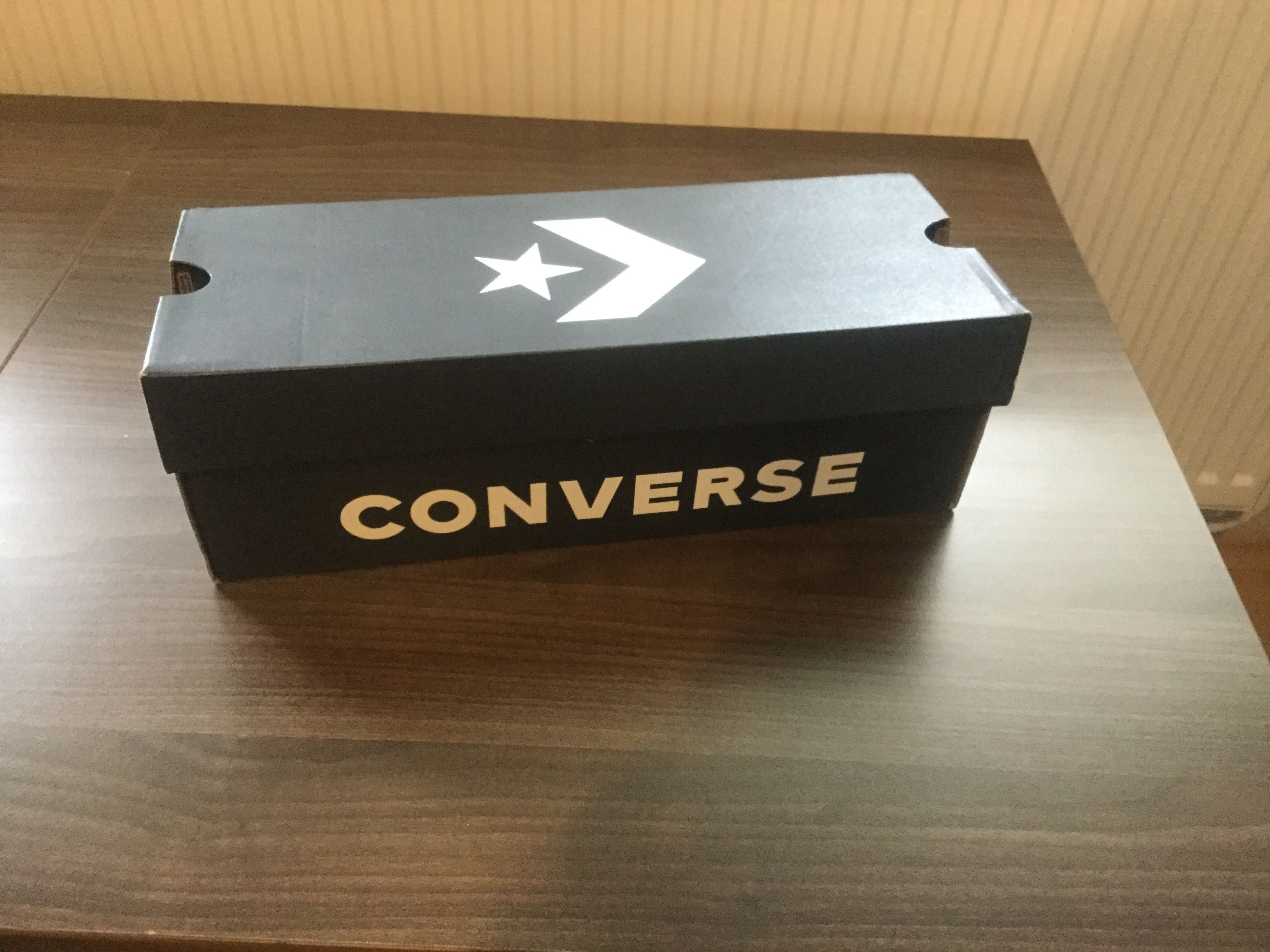 Лимитирани кецове Converse