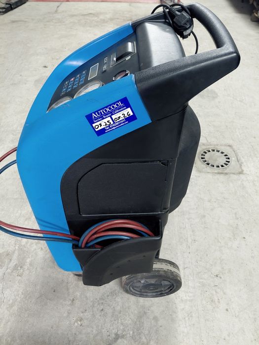Станция/Машина за зареждане на климатици R134A Ecotechnics eck1800