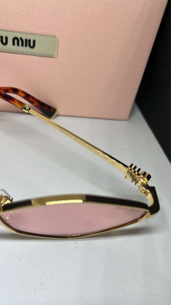 Слънчеви Очила Miu Miu