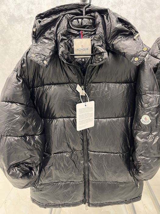 Geaca Moncler barbati